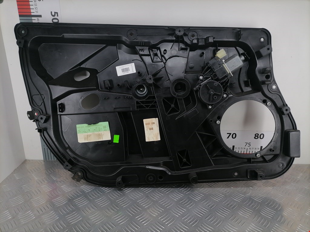 Стеклоподъемник передний левый FORD Fiesta 2008-2012