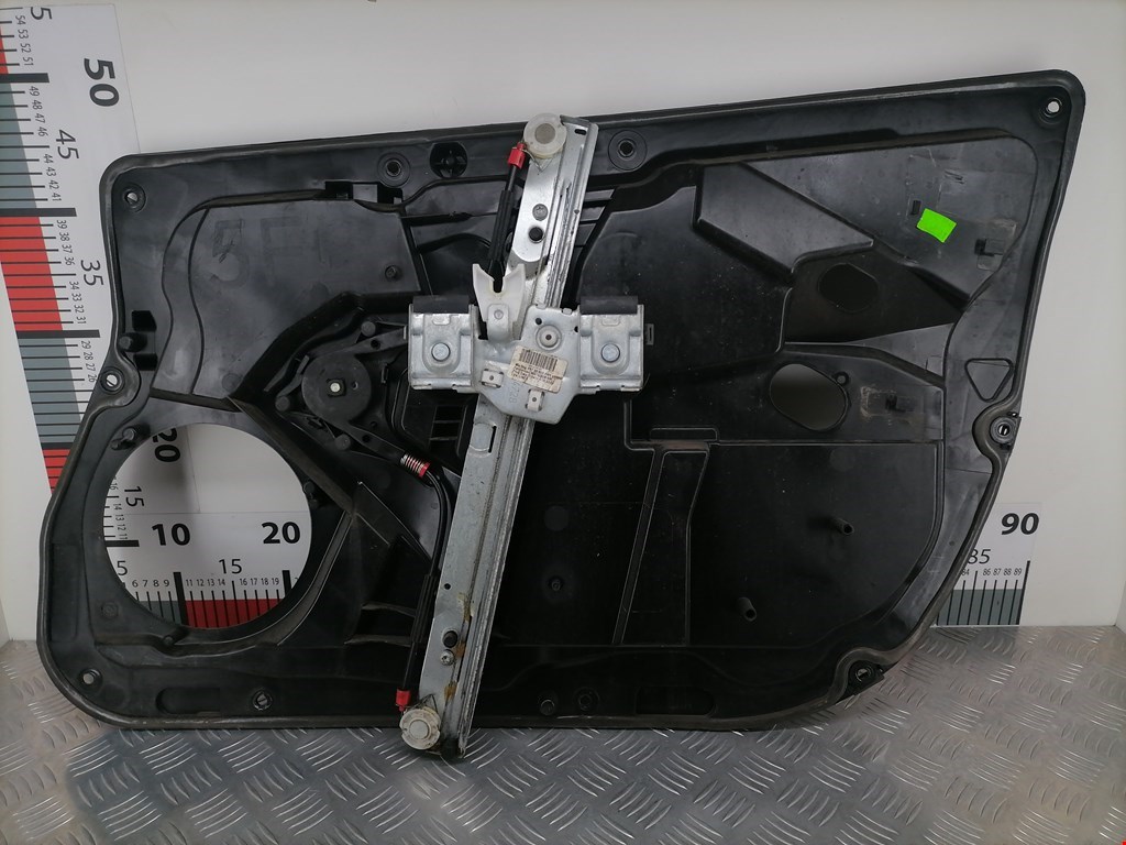 Стеклоподъемник передний левый FORD Fiesta 2008-2012