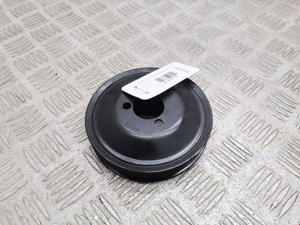 Шкив водяного насоса (помпы) Opel Astra H (2004-2014)