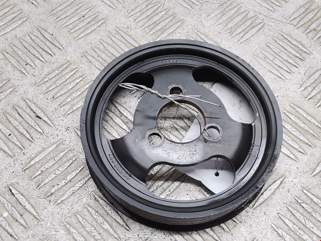 Шкив водяного насоса (помпы) SAAB 9-3 1998-2002