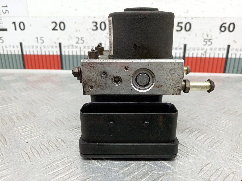Блок ABS (насос) MITSUBISHI Grandis 2003-2011