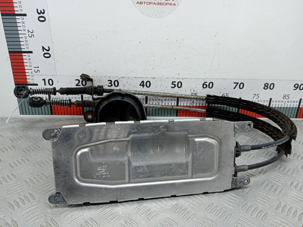 Кулиса (селектор) АКПП/МКПП в салоне VOLKSWAGEN Touran 2003-2010