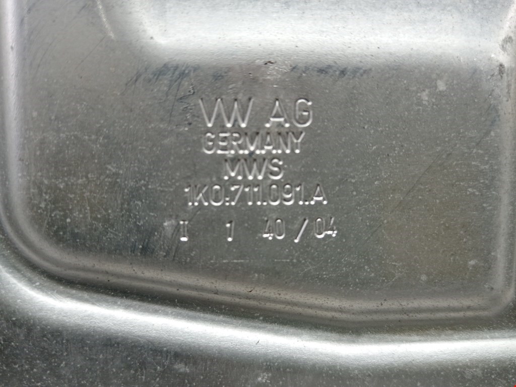 Кулиса (селектор) АКПП/МКПП в салоне VOLKSWAGEN Touran 2003-2010