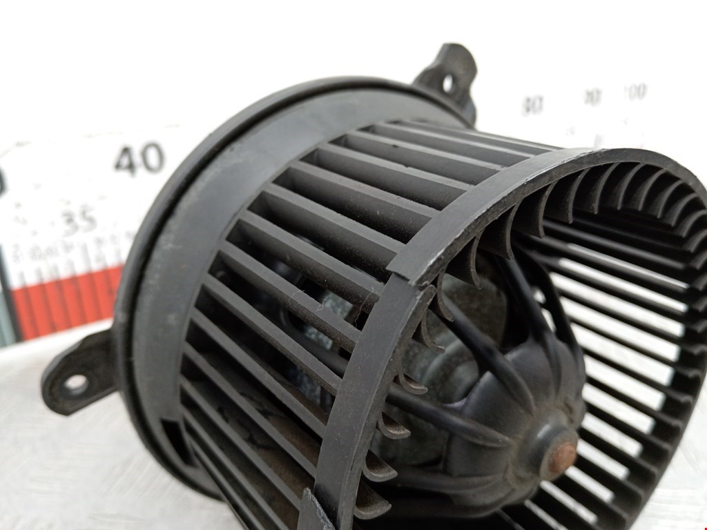 Моторчик (мотор) отопителя салона CITROEN Berlingo 1996-2012