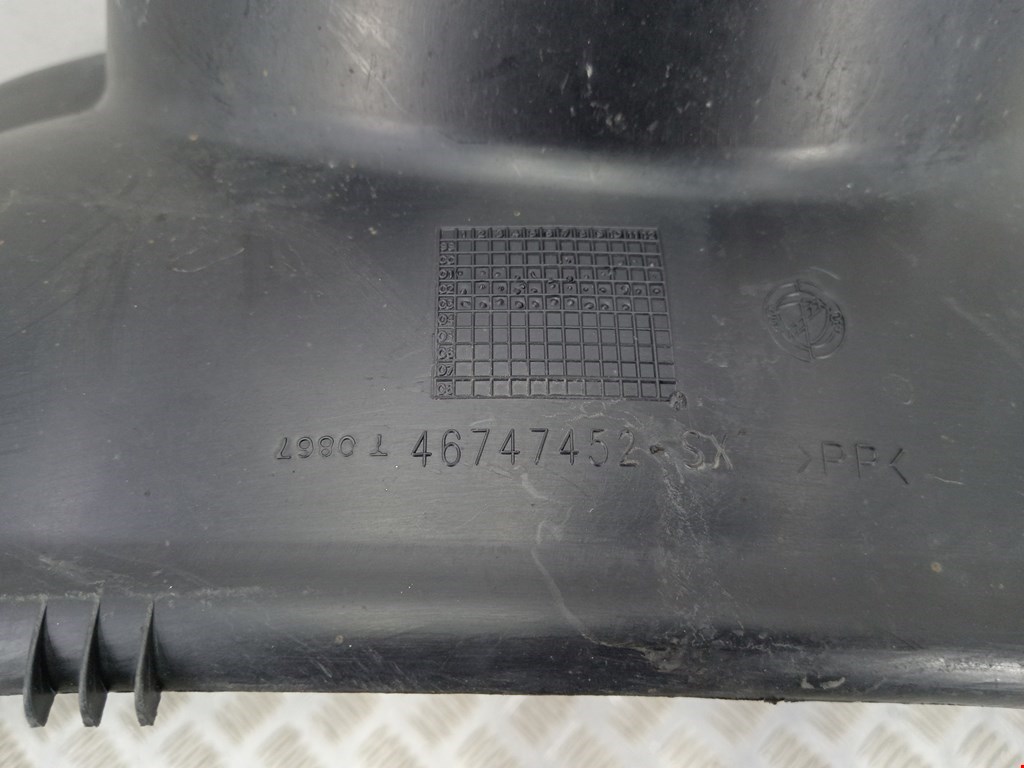 Локер (подкрылок) передний левый FIAT Doblo 1 2000-2005