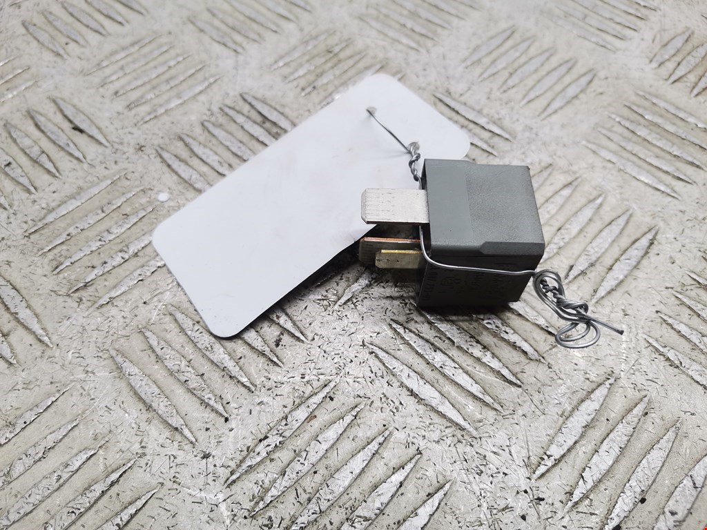 Реле LAND ROVER Freelander II 2006-2014