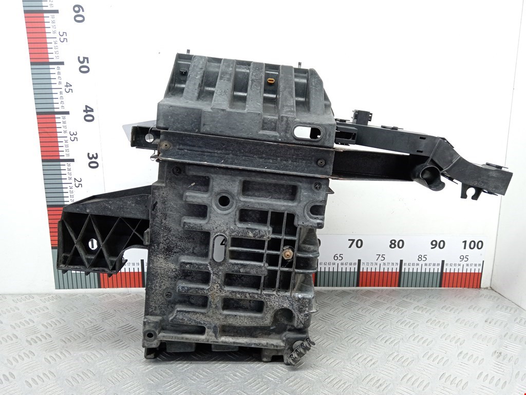 Крепление АКБ (корпус/подставка) OPEL Vivaro A 2001-2014