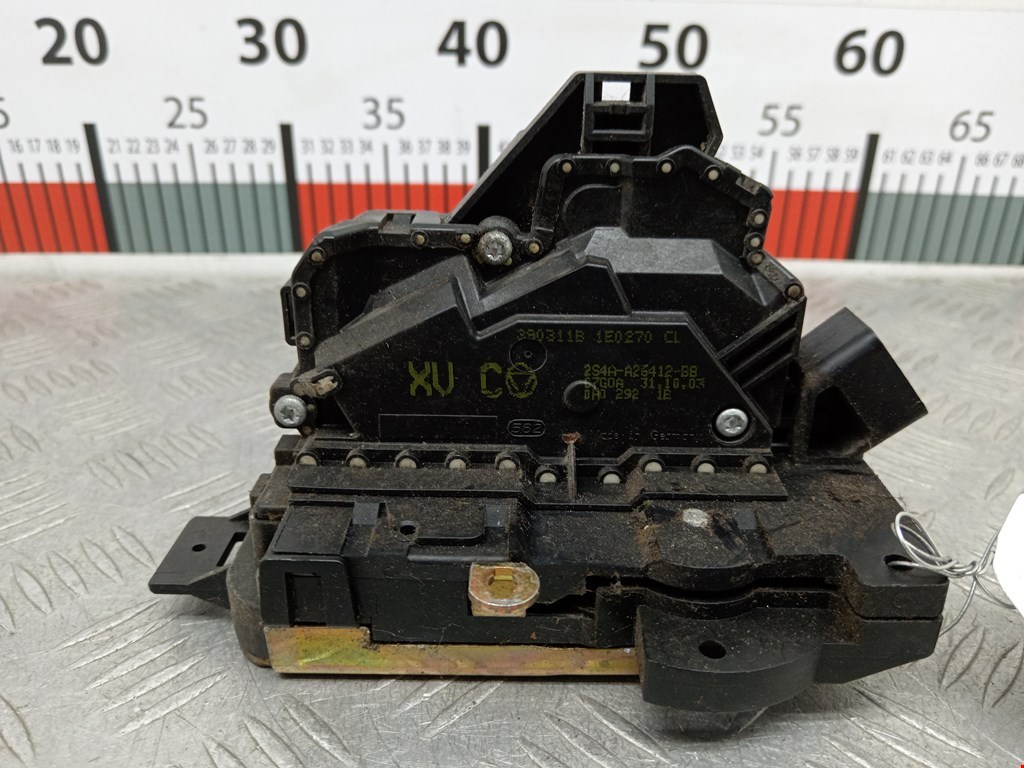 Замок двери задней правой FORD Focus I 1998-2005