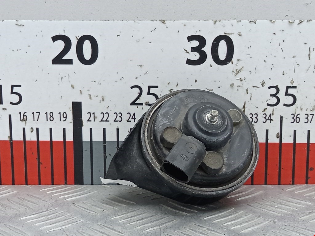 Сигнал звуковой (гудок клаксон) AUDI A4 B6 2001-2005