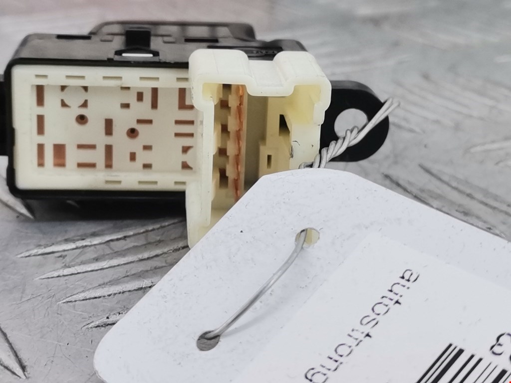 Кнопка стеклоподъемника NISSAN Murano Z50 2002-2008