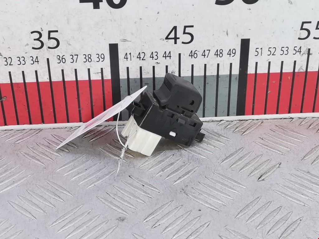 Кнопка стеклоподъемника NISSAN Murano Z50 2002-2008