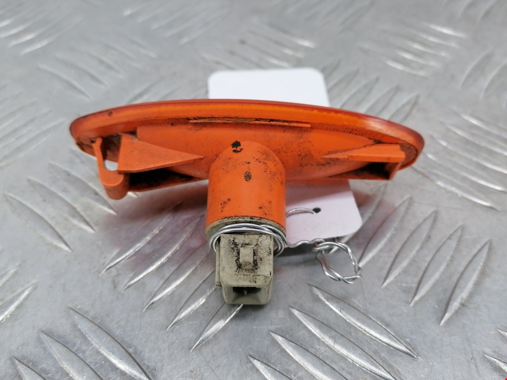 Повторитель на крыло FORD Mondeo II 1996-2000