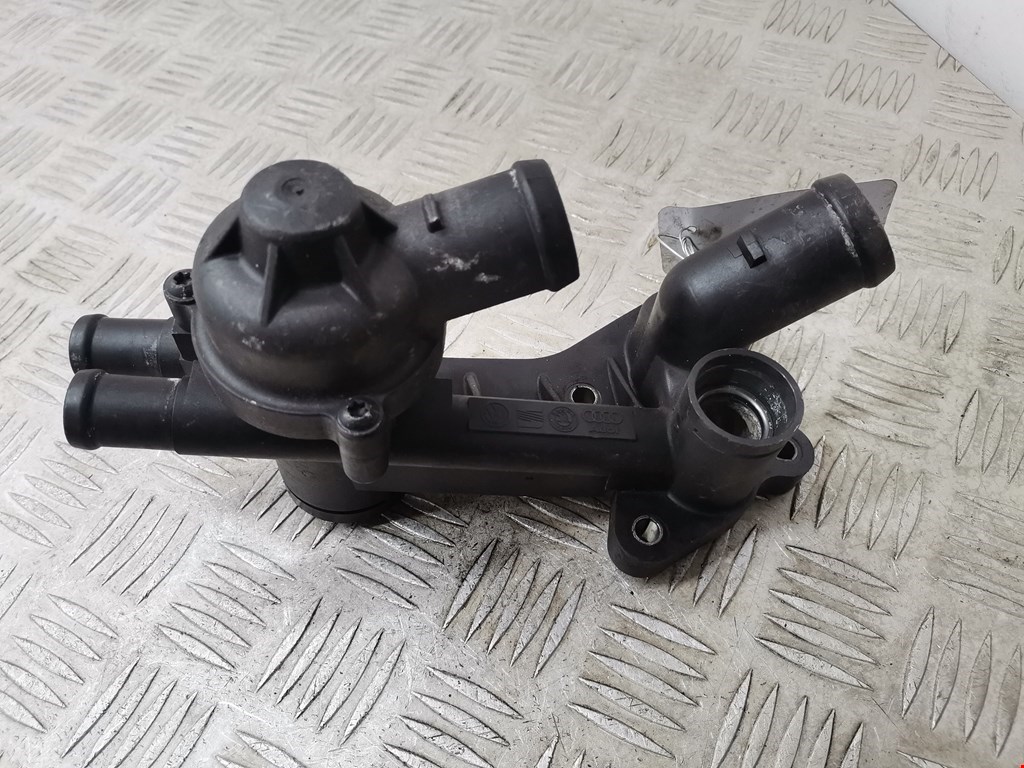 Корпус термостата VOLKSWAGEN Polo IV 2001-2009