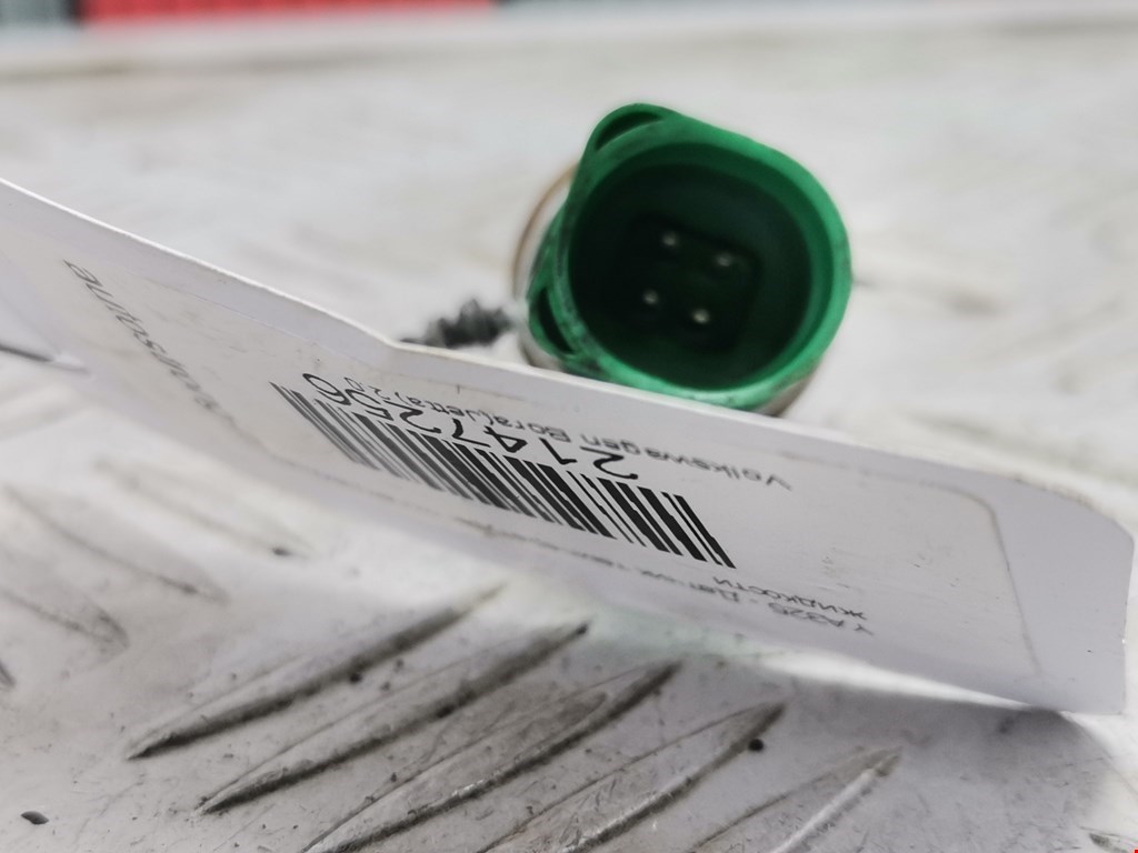 Датчик температуры (охлаждающей жидкости) VOLKSWAGEN Bora 1998-2005