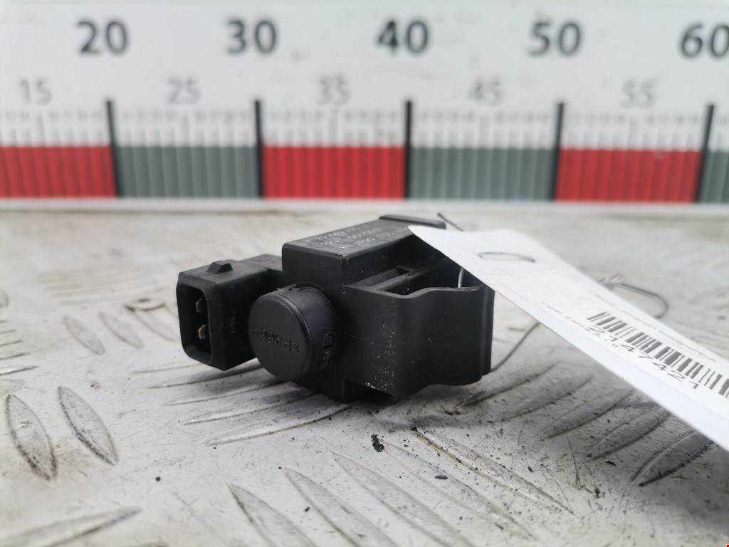 Клапан воздушного фильтра Opel Zafira A (1999-2006)