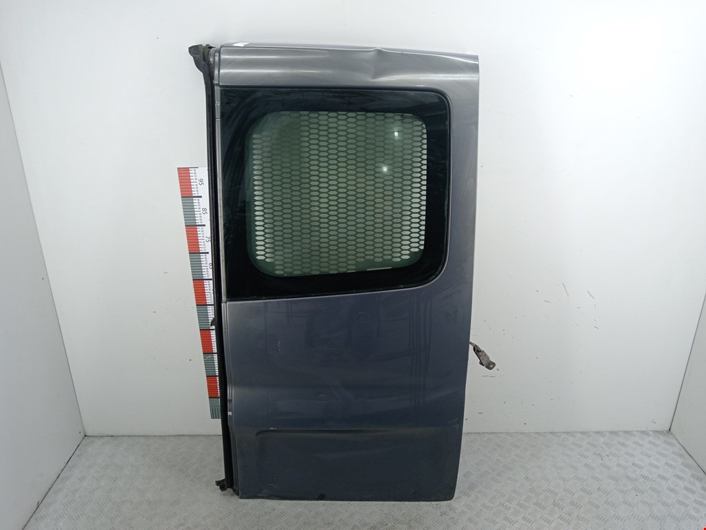 Бампер задний OPEL Vivaro A 2001-2014