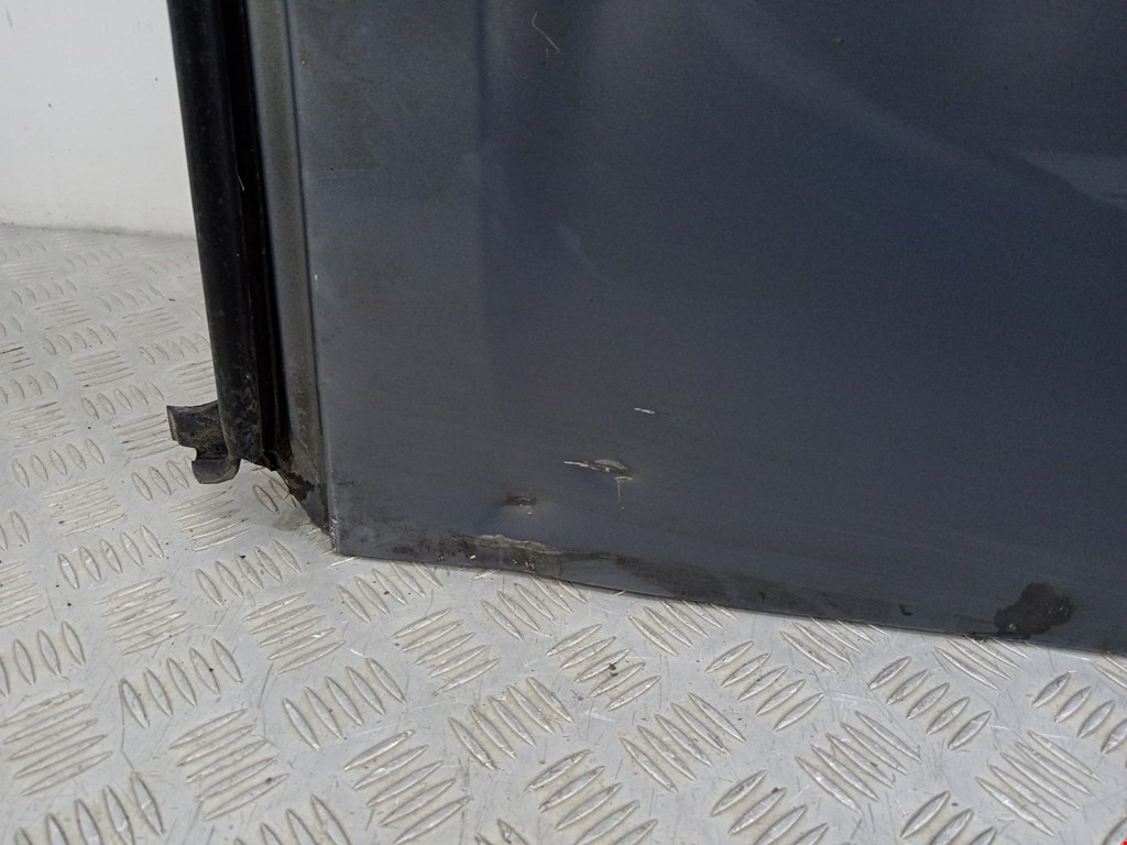 Бампер задний OPEL Vivaro A 2001-2014