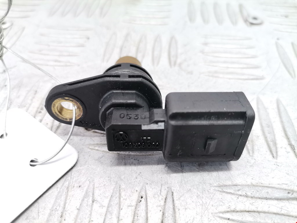 Датчик положения распредвала VOLKSWAGEN Polo III 1994-2001