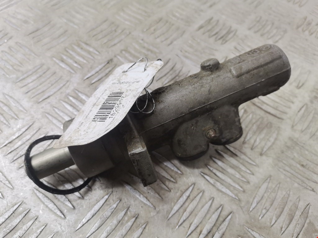 Цилиндр тормозной главный VOLKSWAGEN Golf IV 1997-2003