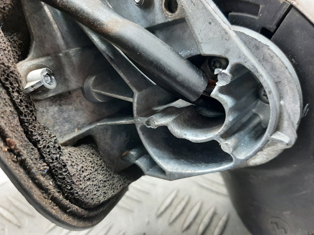 Зеркало левое PEUGEOT 807 2002-2014