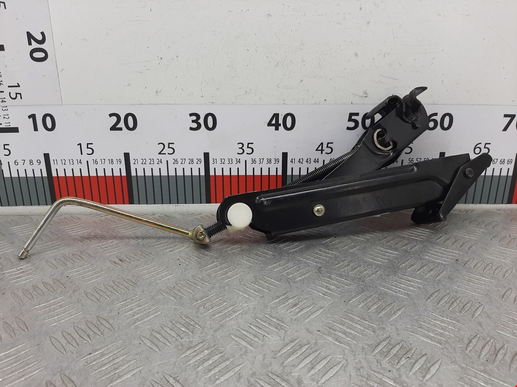 Домкрат SEAT Cordoba 1993-2002