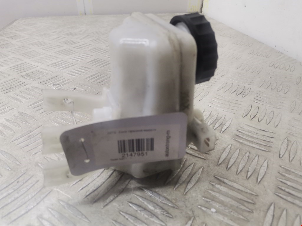 Бачок главного тормозного цилиндра TOYOTA Aygo AB10 2005-2014