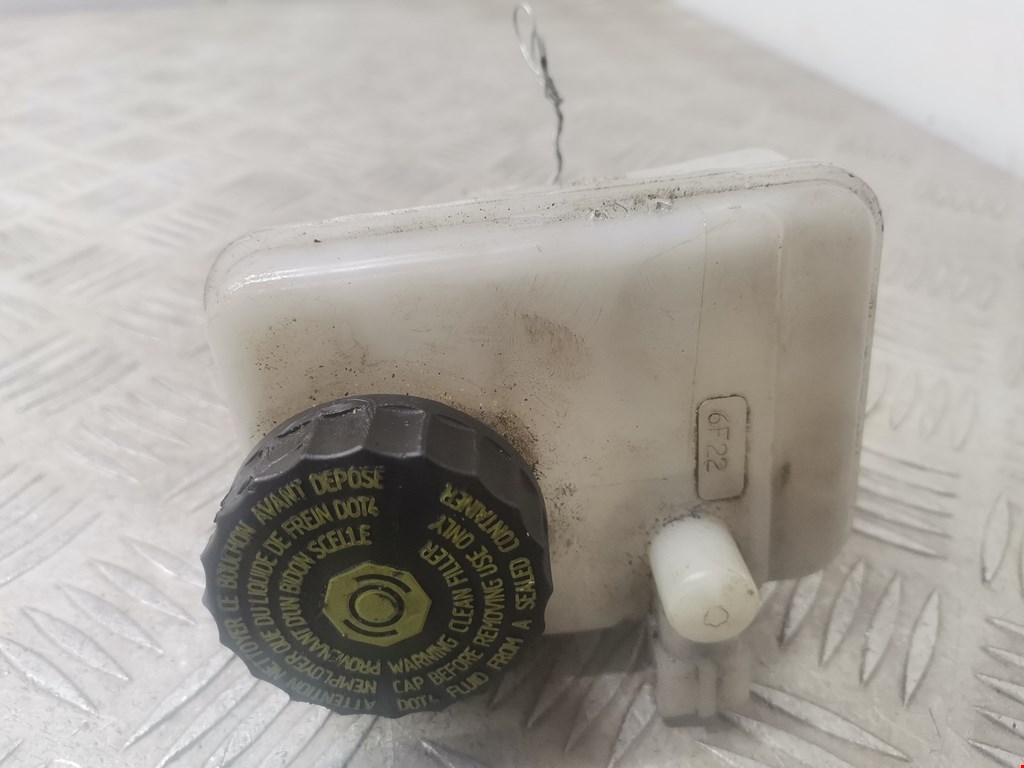 Бачок главного тормозного цилиндра TOYOTA Aygo AB10 2005-2014