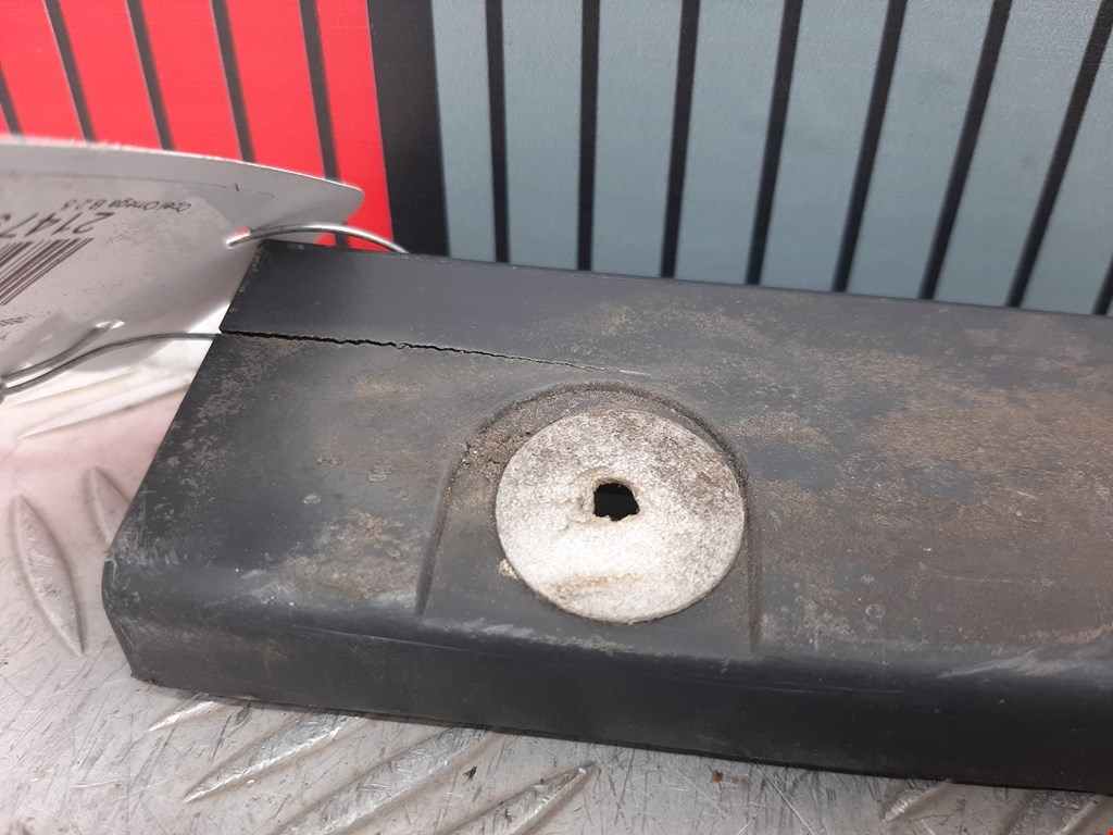 Кронштейн заднего бампера левый правый OPEL Omega B 1994-2004