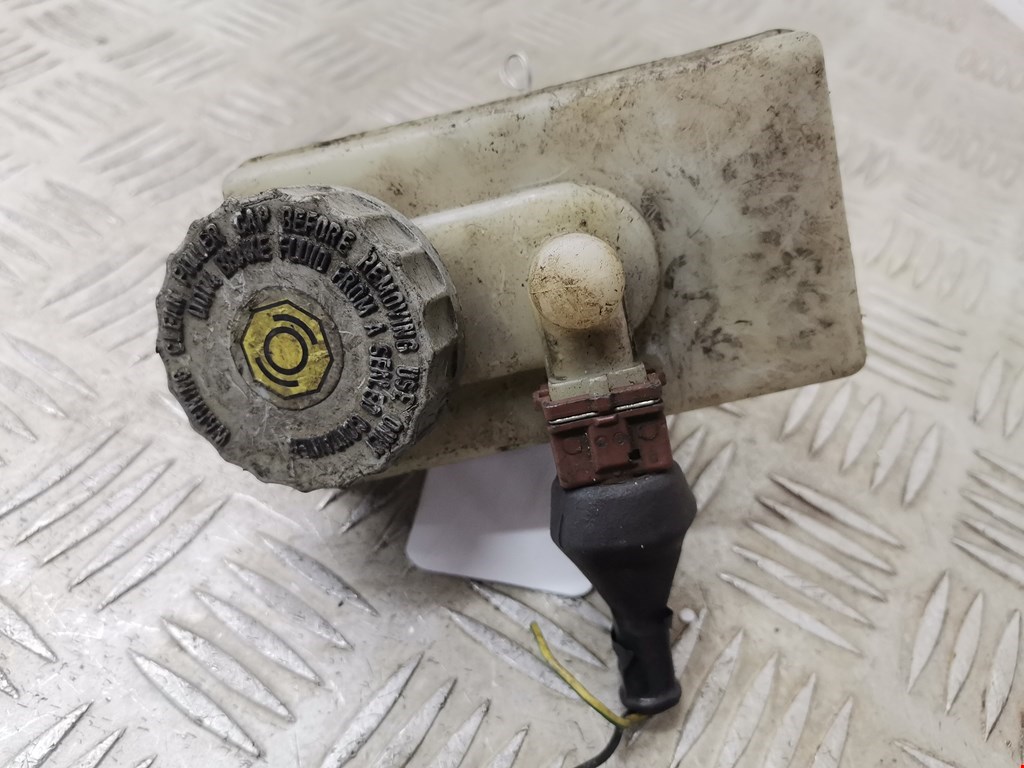 Бачок главного тормозного цилиндра DAEWOO Matiz 1998-2000