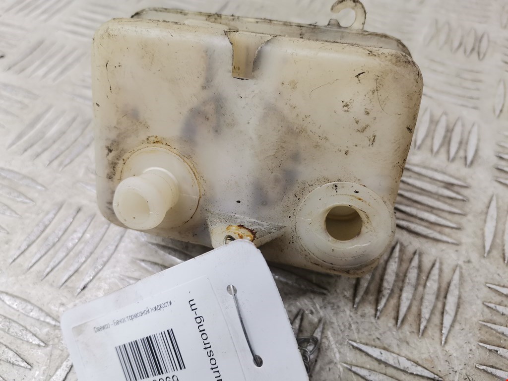 Бачок главного тормозного цилиндра DAEWOO Matiz 1998-2000