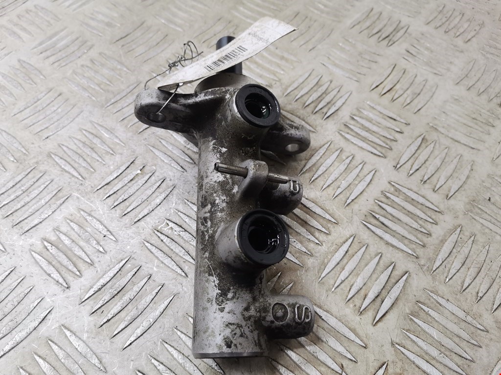 Цилиндр сцепления главный SUBARU Impreza 1992-2000