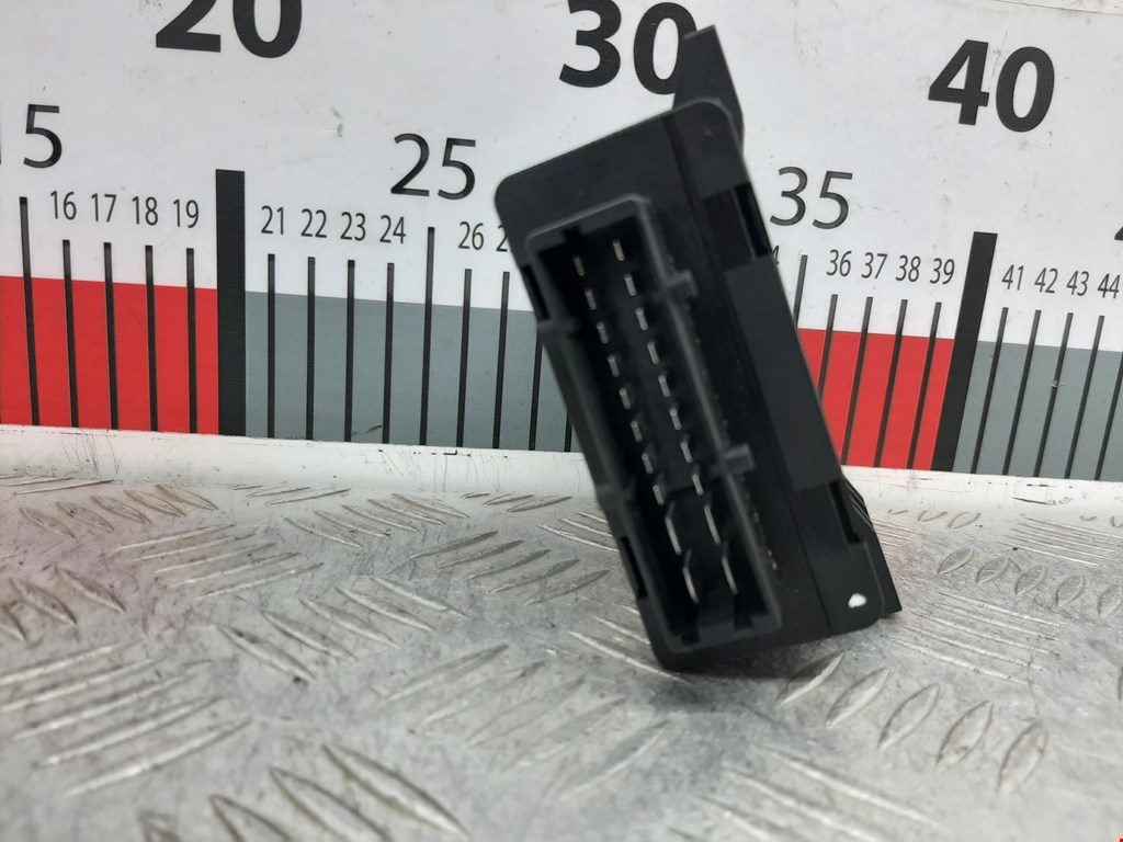 Блок управления стеклоподъемниками MERCEDES-BENZ R-Class W251 2005-2017