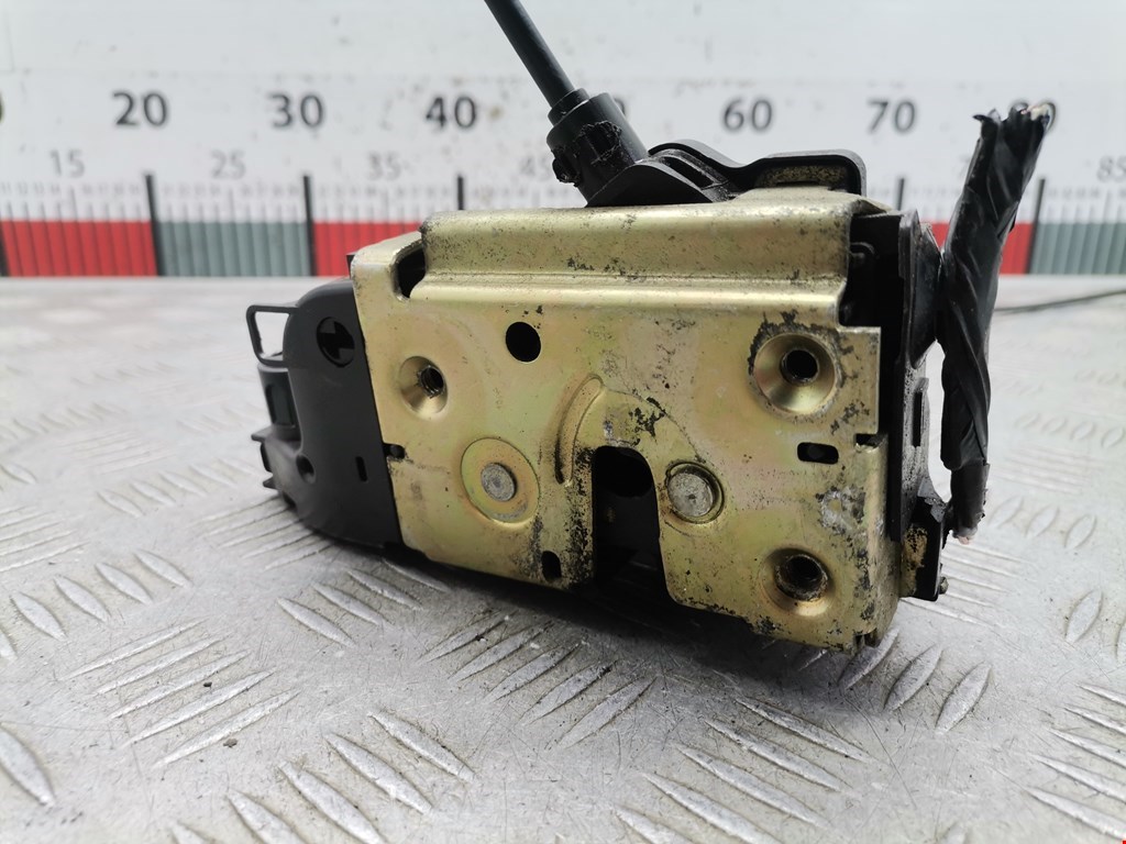 Замок двери передней правой RENAULT Scenic II 2003-2010