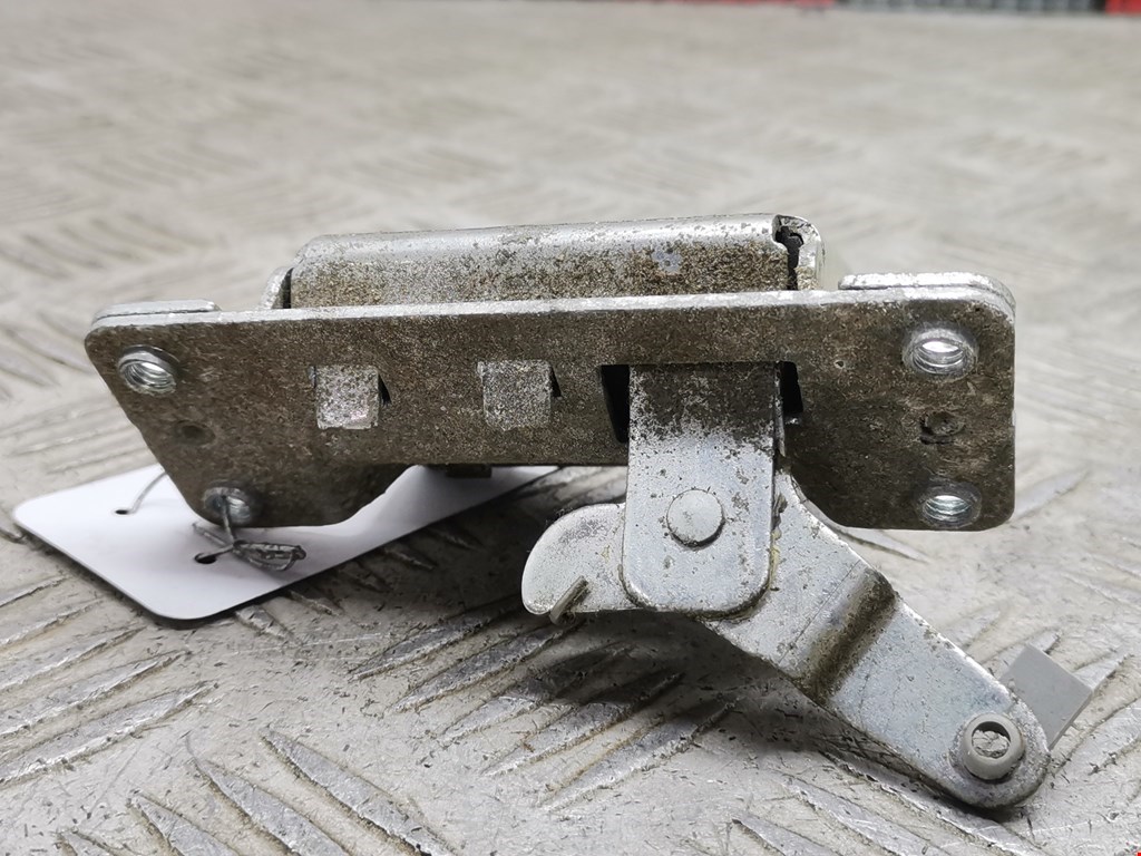 Замок багажника (крышки двери) OPEL Meriva A 2003-2010