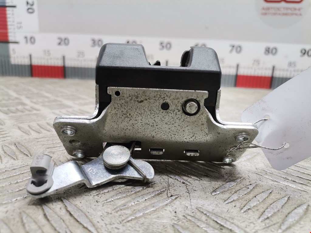 Замок багажника (крышки двери) OPEL Meriva A 2003-2010