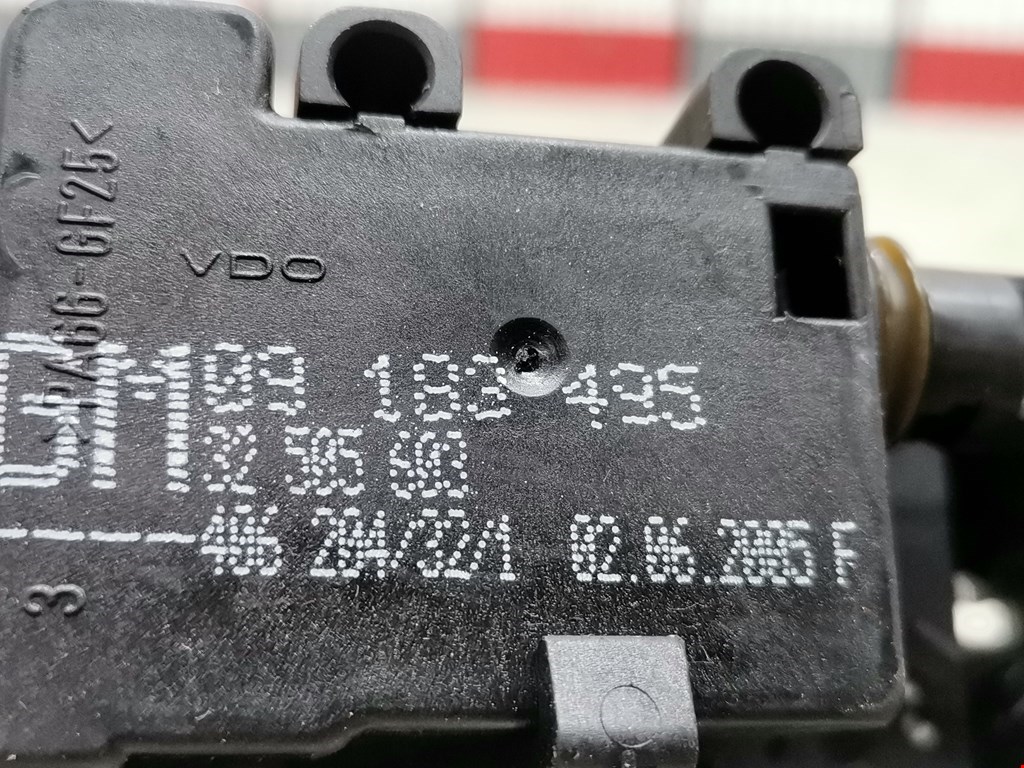 Ручка двери багажника наружная OPEL Meriva A 2003-2010