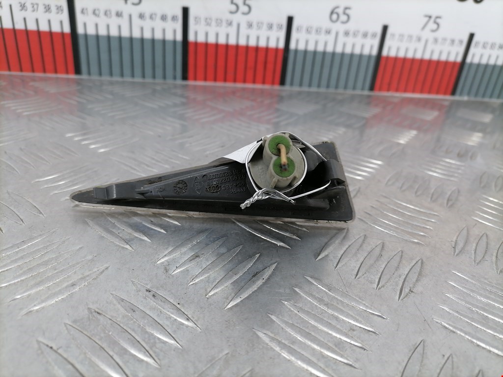 Повторитель на крыло RENAULT Scenic II 2003-2010