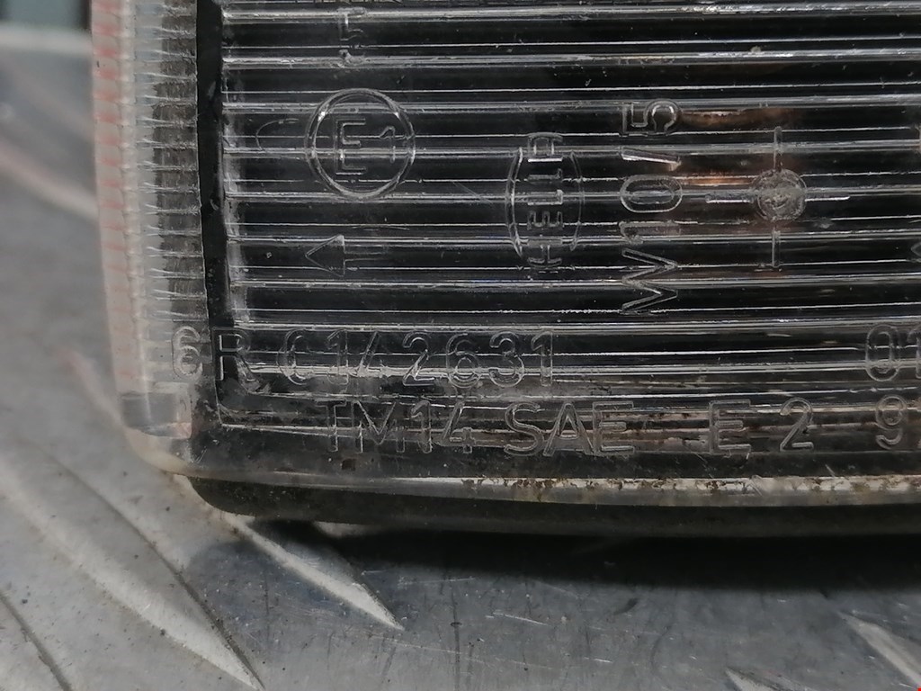 Повторитель на крыло VOLVO V40 I 1995-2004