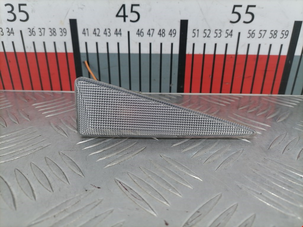 Повторитель на крыло RENAULT Scenic II 2003-2010