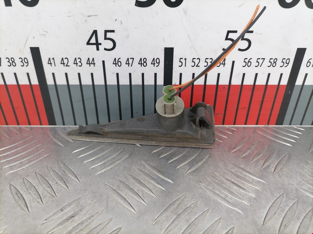 Повторитель на крыло RENAULT Scenic II 2003-2010