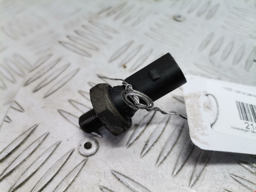 Датчик давления масла VOLKSWAGEN Beetle A4 1998-2010