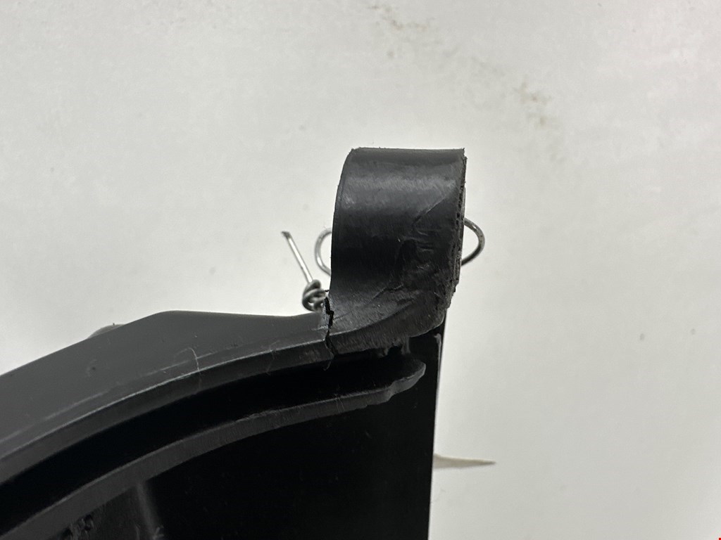 Крышка головки блока (клапанная) PEUGEOT 308 2007-2015