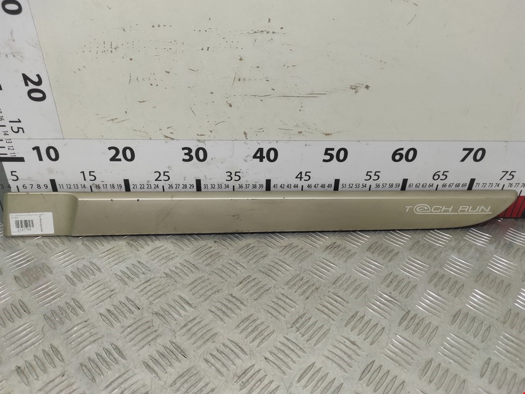 Накладка декоративная (молдинг) двери задней левой Renault Megane 2 (2002-2009)