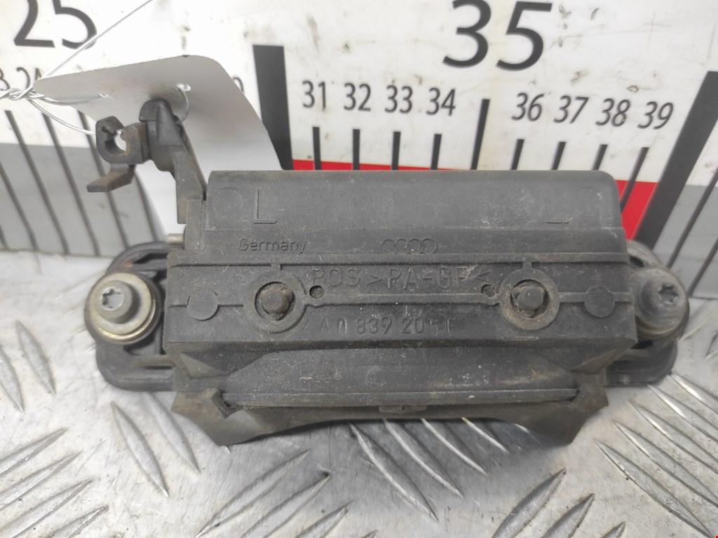 Ручка двери задней наружная левая AUDI A4 B5 1995-2001