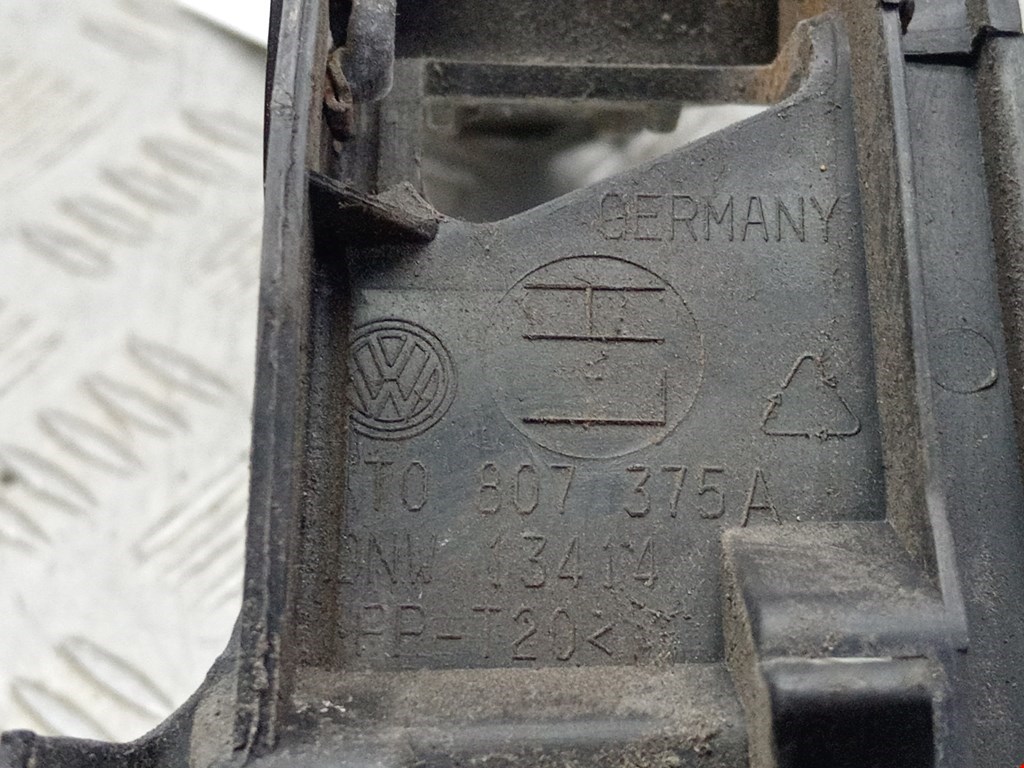 Кронштейн заднего бампера левый правый VOLKSWAGEN Touran 2003-2010