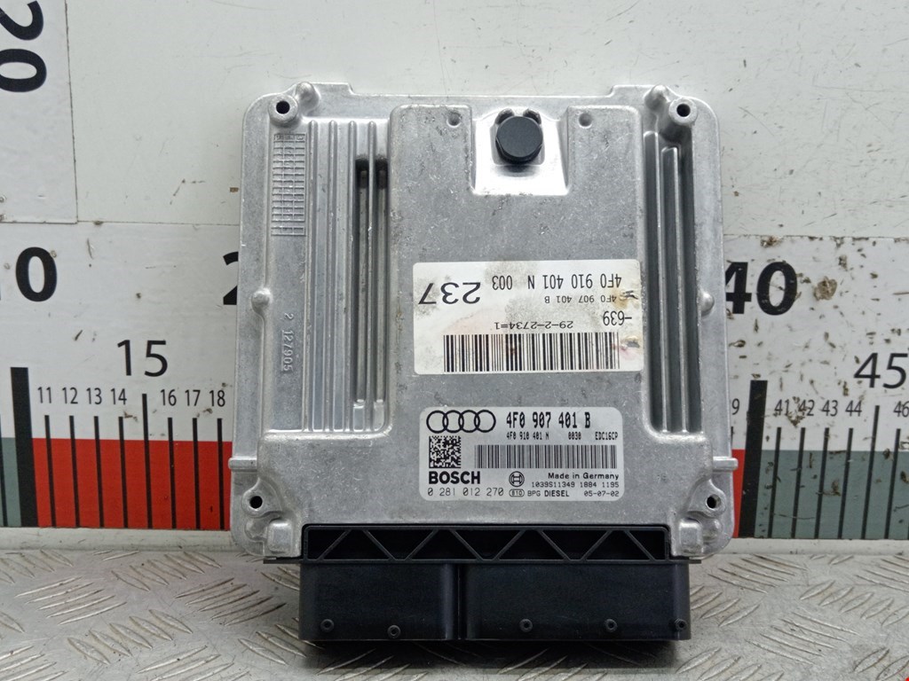 Блок управления двигателя (ЭБУ) AUDI A6 C6 2004-2010