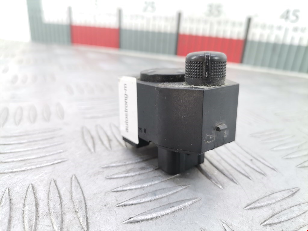 Блок управления зеркалами AUDI A4 B5 1995-2001