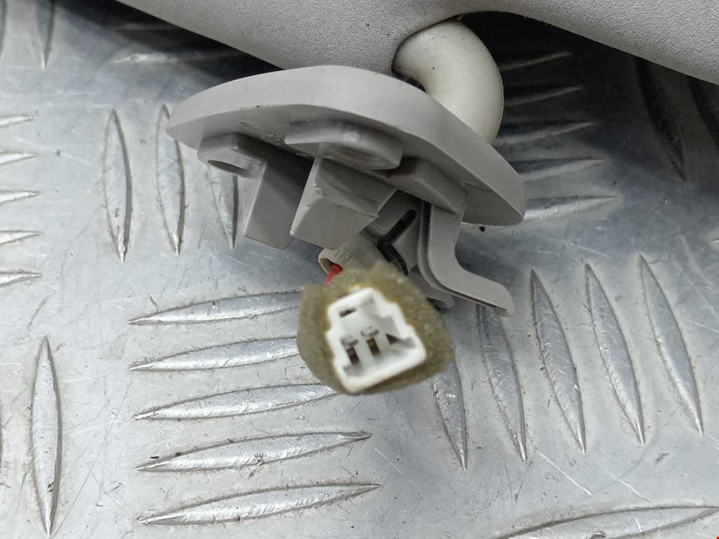 Козырек солнцезащитный MITSUBISHI Grandis 2003-2011