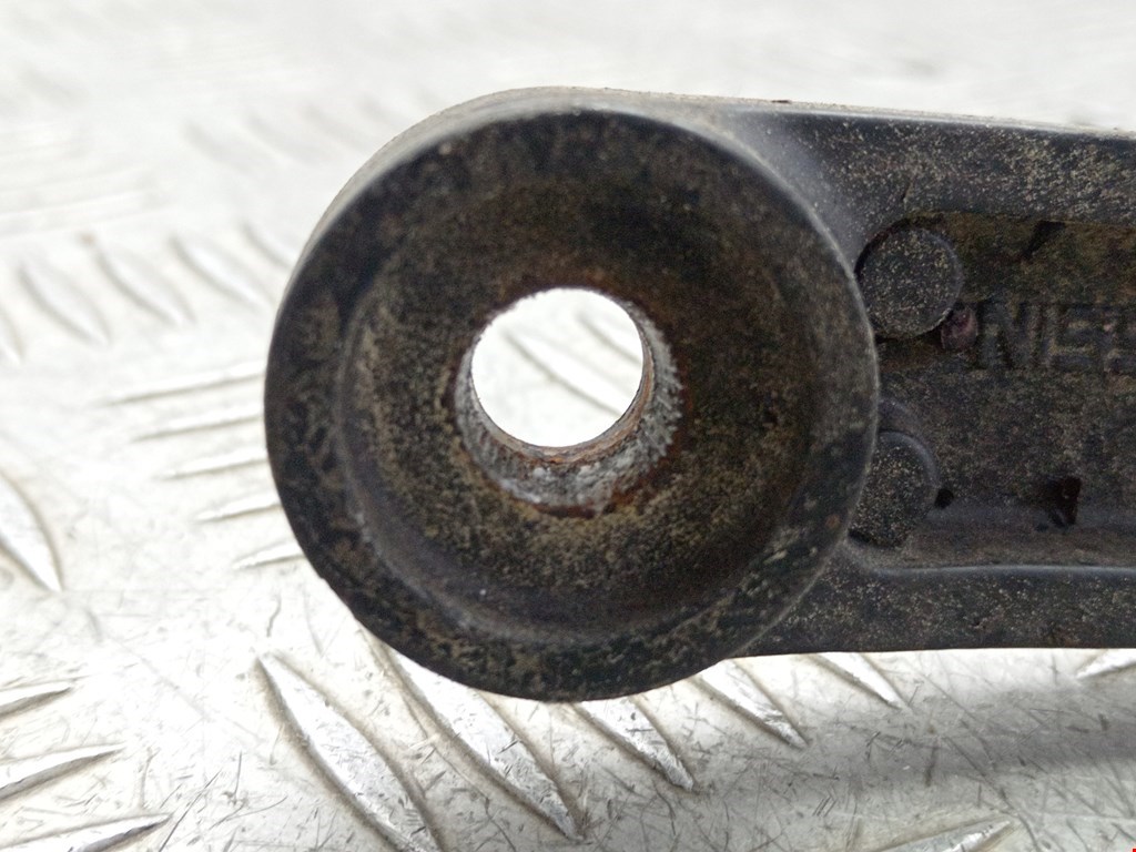 Поводок дворников передний левый/ правый NISSAN Murano Z50 2002-2008