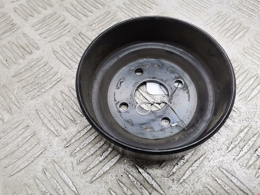 Шкив водяного насоса (помпы) MITSUBISHI Colt Z3 2003-2012